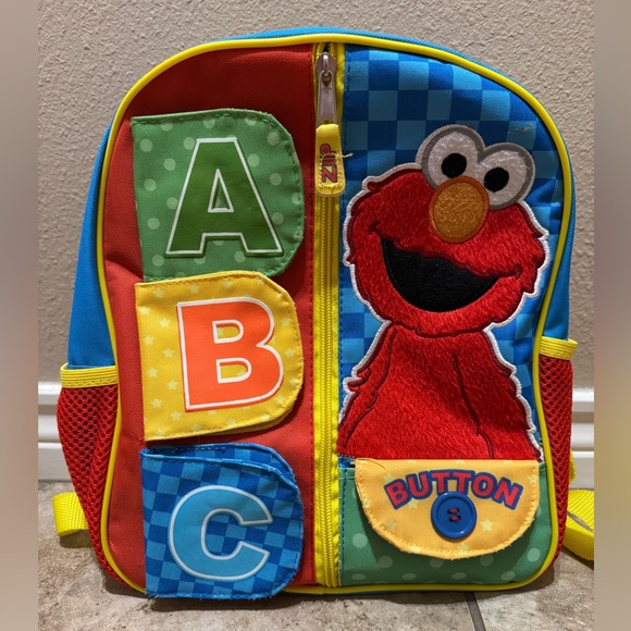 Sesame Street Elmo Backpack and toy set - Picture 9 of 11